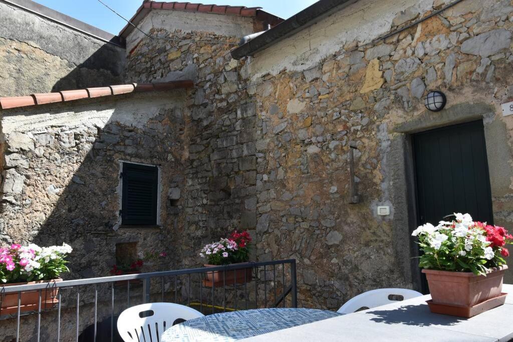 Casa Nel Borgo Antico Villa Quaratica Eksteriør billede